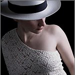chapeau